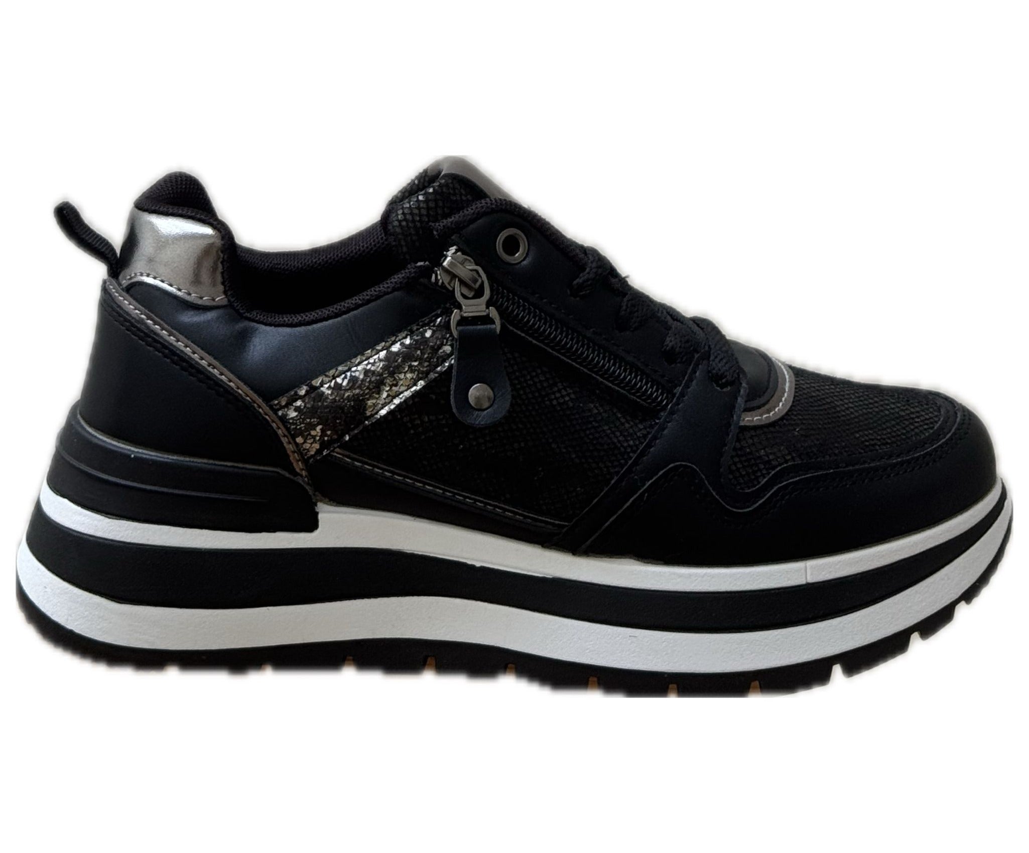 Chunky Sneakers med Guldiga Detaljer & Ormmönster – Beige eller Vinröd